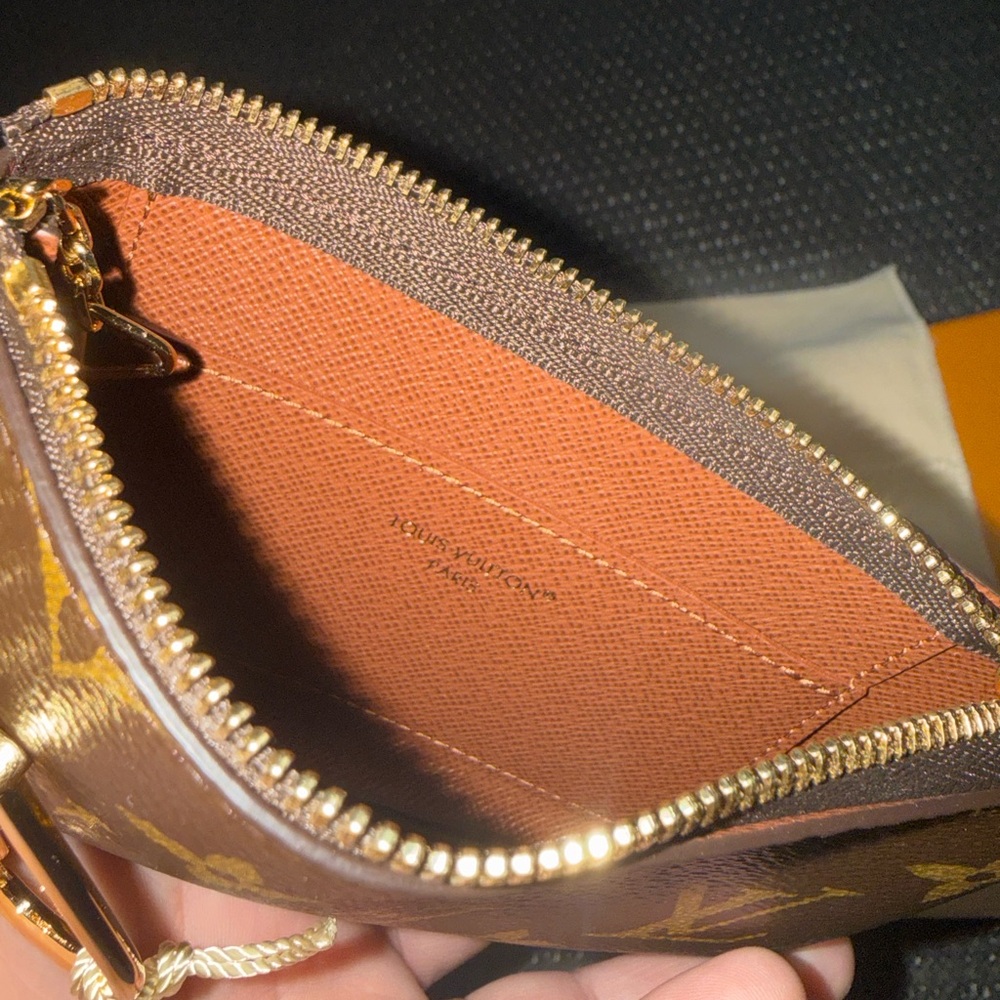 Louis Vuitton key pouch s - Picture 2 of 4